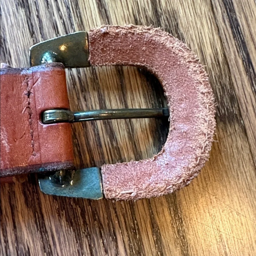 Fossil sz M brown leather belt with brass/leather buckle